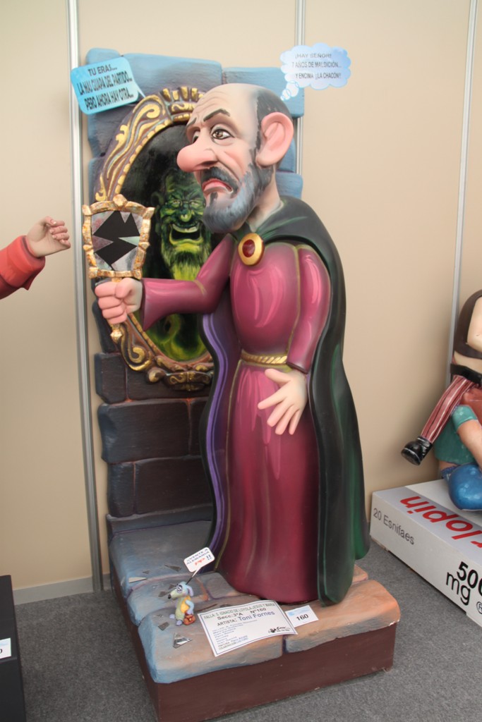 Totfalles: San Ignacio de Loyola-Jesús y María